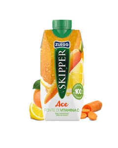 Succo Skipper gusto ACE BRICK 330ml Zuegg. Bevanda analcolica a base di succo di arancia, succo di carota, succo di limone, con vitamina C, vitamina E, vitamina A. Ingredienti: acqua, succo di arancia (21%), zucchero, succo di carota (5%), succo di limone