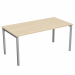 Scrivania con fianchi a ponte in metallo verniciato, dimensioni: L160 x P80 x H72,5cm. Scrivanie con dimensioni conformi alle normative sulla sicurezza dei posti di lavoro in ufficio. Dotate di bordatura dei piani in ABS 2mm antishock ed assenza di spigol