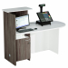Reception ideale come postazione cassa in negozi, centri estetici ecc. o come reception in ambulatori, cliniche e ovunque sia necessaria una postazione di ricevimento confortevole ma compatta. Dotata di bancone con piano sagomato a DESTRA 140x83xH73,3cm (