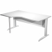 Scrivania compact sinistro sagomata con fianchi grigio alluminio. Spessore 22mm. Completi di canalina passacavi e piedini regolabili in altezza e supporto metal. Desktop con bordo anti urto in ABS da 2mm. Dimensioni: 160x60/80/100x72cm.