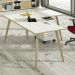 Linea di arredo operativo dal design confortevole ed essenziale caratterizzata dalle preziose gambe in LEGNO MASSELLO inclinate delle scrivanie e dei tavoli rotondi. Robusti piani in melaminico sp. 22 mm con bordo antishock resistente agli urti in ABS 2mm