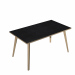 Linea di arredo operativo dal design confortevole ed essenziale caratterizzata dalle preziose gambe in LEGNO MASSELLO inclinate delle scrivanie e dei tavoli rotondi. Robusti piani in melaminico sp. 22 mm con bordo antishock resistente agli urti in ABS 2mm