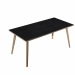 Linea di arredo operativo dal design confortevole ed essenziale caratterizzata dalle preziose gambe in LEGNO MASSELLO inclinate delle scrivanie e dei tavoli rotondi. Robusti piani in melaminico sp. 22 mm con bordo antishock resistente agli urti in ABS 2mm