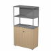 Libreria in metallo a 2 vani con struttura 20x20 mm a giorno con ripiani, base, cappello e un dietro in melaminico , sovrapposta ad un armadio basso,  completo di ante battenti con serratura. Libreria metal completa di 1 dietro in melaminico posizionabile