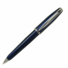 Penna a sfera con meccanismo a rotazione. Punta media, fornita in elegante astuccio. Ricaricabile con refill 64765- 64766.