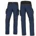 Gamma abbigliamento da lavoro 65% poliestere 35% cotone. Pantalone 13 tasche (di cui 1 portametro) e lati vita elasticizzati. Ginocchia e fondo schiena rinforzati. Categoria DPI: 2. Certificazione CE. Conformità alle norme EN ISO 13688:2013 e EN14404:2004