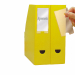 Portaetichette in polipropilene autoadesivi, permanenti e trasparenti, dotati di etichette di carta scrivibili, stampabili e intercambiabili. Comoda apertura a semicerchio che permette di inserire e rimuovere agevolmente gli inserti. Ideali per contrasseg
