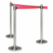 Colonnina in acciaio inox satinato H100cm con nastro in nylon da 210cm. Ogni colonnina ha 4 diversi punti per l'aggancio del nastro retrattile. Adatta sia per uso interno che esterno. Ogni colonnina comprende un attacco extra per fissare il nastro alla pa