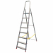 Scale domestiche leggere e resistenti in alluminio con parapetto ad arco chiuso di 60cm. Gradino antisdruciolo da 80mm fissato con doppi rivetti passanti per garantire un uso confortevole e sicuro. Piattaforma 250x265mm ad innesto rapido. Altezza piattafo