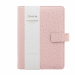 Organiser della nuova collezione Confetti di design accativante ed interni fantasia con preziosi effetti a contrasto. Copertina liscia a motivi Botanical, chiusura con cinturino. Dotato di anello portapenna e tasche interne. Contiene agenda settimanale su
