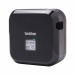P-touch CUBE Plus - Etichettatrice collegabile a PC con Bluetooth e compatibilità MFi. Velocita' di stampa 20 mm/sec. Compatibile con PC e MAC. Compatibile con device mobili iOS e Android. Taglierina automatica. Batteria Li-ion integrata, si ricarica con 