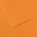 Carta colorata artistica con cotone, colorata in massa e in superficie e sensuale al tatto. Perfetta per tutte le tecniche delle belle arti. Un lato a nido d'ape e un lato liscio. Facili cancellature.