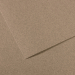 Carta colorata artistica con cotone, colorata in massa e in superficie e sensuale al tatto. Perfetta per tutte le tecniche delle belle arti. Un lato a nido d'ape e un lato liscio. Facili cancellature.