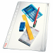 Busta con foratura universale per l'archiviazione in raccoglitori ad anelli. PVC trasparente liscio. Chiusura sul lato lungo con zip colorata per conservare in sicurezza documenti o piccola cancelleria. F.to utile 18x30cm. Formato esterno: 21.5x30.7cm. Co