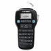 Utilizza etichette d1 da 6, 9 e 12 mm. tastiera qwerty. Formattazione rapida con tasti dedicati one-touch per grassetto, corsivo, sottolineatura, dimensione testo e testo in verticale. Etichette con 2 righe di testo, sia in verticale che in orizzontale. 1