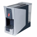 Macchina caffè S12. La macchina ha autospegnimento e altezza delle bevande regolabili, controllo elettronico della temperatura, illuminazione del bicchiere, predisposizione filtro in resina, espulsione automatica delle capsule e livello di pre-infusione p