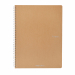Quaderno con rilegatura a spirale elegante in argento dalla superficie opaca. 70 fogli interni in carta da 90 g/m2 microforate. Copertina in cartoncino da 290 g/m2, retrocopertina in cartoncino da 350 g/m2 che rappresenta una base solida che permette di s