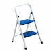 Sgabello in acciaio a due gradini antisdrucciolo puntali antiscivolo. Consigliato per uso domestico e bricolage.Portata massima 150 kg. Dimensioni da chiuso 465x50xh900mm Dimensioni da aperto  465x550xh815mm Peso  4,04kg .Articolo destinato ad esclusivo u