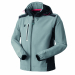 Giubbotto softshell con chiusura anteriore con cerniera centrale antipioggia, cappuccio staccabile con cerniera e coulisse, pratico foro in silicone per cuffie. Un taschino a filetto al petto destro chiuso con cerniera antipioggia verticale e profilo rifr