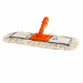 Scopa raccoglipolvere industriale con frangia di cotone da 40cm e finiture di rinforzo. Ideale per medie e grandi superfici. Composta da telaio + frangia (manico non incluso).
• Telaio in metallo e polipropilene
•  Panno in cotone 40cm
• Attacco a ghiera
