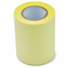 Rotolo in carta autoadesiva color giallo pastello e fessura che consente di strappare la lunghezza desiderata. Ricarica da 59mm x 10mt.
