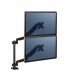 Bracci monitor completamente regolabili con innovativa tecnologia a molle a gas per spostamenti e regolazioni senza sforzi del monitor. Il sistema ordinacavi tiene la scrivania in ordine, e la porta USB alla base permette di connettere fino a due disposit