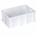 Cassa serie Europa in PP idonea al contatto alimentare per il settore Ho.Re.Ca e l'industria alimentare. Colore neutro. Dimensioni: L60 x P40 x H22cm. Capacità: 42L. Coperchio cod. 102658.