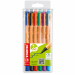 Astuccio da 6 colori: nero, blu, rosso, verde, turchese, lilla.
Pennarello con fusto composto al 87% da plastica riciclata. Punta in fibra resistente per scrivere e sottolineare con forza. Cappuccio e clip nel colore dell'inchiostro. 
Punta 0,8mm.
