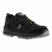 Scarpa di sicurezza ESD sportiva con taglio basso, realizzata in materiale riciclato con suola antiscivolo e antiperforazione grazie alle lamine in acciaio inossidabile. Soletta interna rimovibile. Sistema di regolazione dell'umidità e della temperatura p