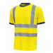 T-Shirt con strisce riflettenti applicate. Collo e bordo manica in costine elasticizzate in colore blu. Fettuccia parasudore. La composizione del tessuto garantisce una buona traspirabilità aumentando il comfort. Conformità alle norme EN ISO 13688:2013 e 