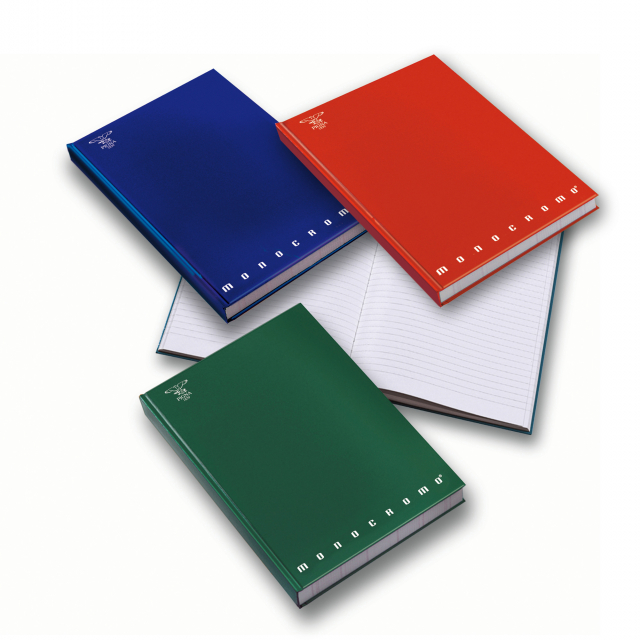 Maxiquaderno cartonato f.to A4 62 fogli. Carta 80gr, rigatura: 4mm.