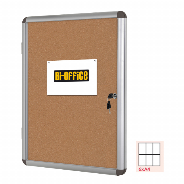 Bacheche con superficie in sughero. Anta battente ultra leggera- ideali per esporre e proteggere avvisi, annunci e comunicazioni Importanti. dotate di serratura con chiave e di anta in robusto acrilico dall'eccellente trasparenza. ProfonditÓ interna 18mm.