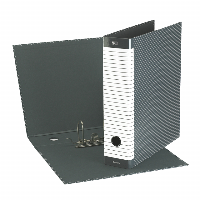 Registratore con ampio dorso riscrivibile per la massima personalizzazione. Robusta struttura in cartone (spessore 2 mm) rivestita in carta stampata e plastificata. Dotato di foro per l'estrazione e meccanismo a leva con 2 anelli. Resistente custodia da 0