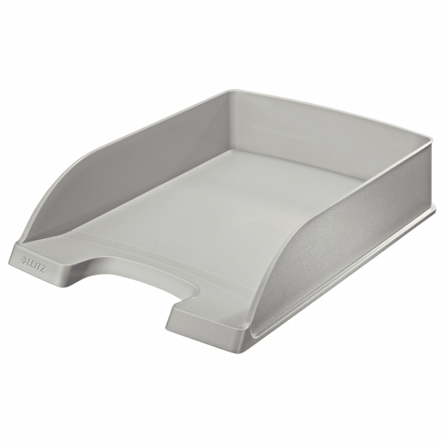Vaschetta portacorrispondenza in PS. Bordi laterali più alti per una maggiore capacità (H70mm). Impilabile. Capacità standard nel formato A4. Dimensioni: 255x360x H70mm.