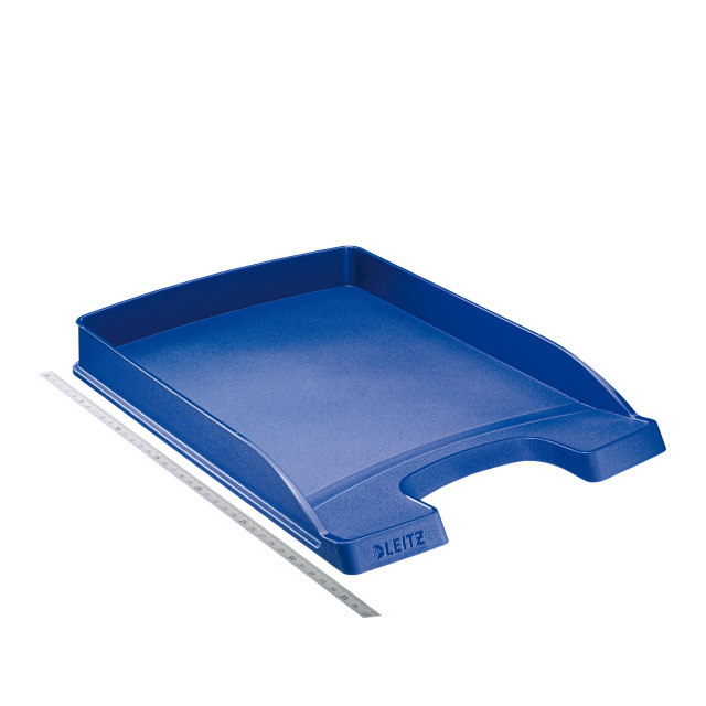 Vaschetta portacorrispondenza in PS. Capacità ridotta, perfetta per uso quotidiano A4. Dimensioni: 255x360x H37mm.