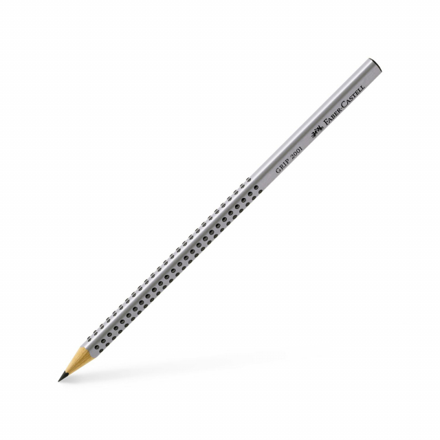 Matita di grafite di alta qualità. Matita ergonomica con fusto triangolare laccato con vernice a base d’acqua e impugnatura grip antiscivolo in gomma per una scrittura più confortevole. 
Dotata di mina fissata al fusto con sistema brevettato SV che ne pro