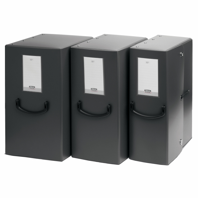 Scatole progetto Pick Up realizzate in Trilex (materiale a tre strati che garantisce lunga durata, leggerezza, rigiditÓ, robustezza ed eleganza). Spessore rinforzato. Pratica maniglia ergonomica per il trasporto. Chiusura aggiuntiva di sicurezza con elast