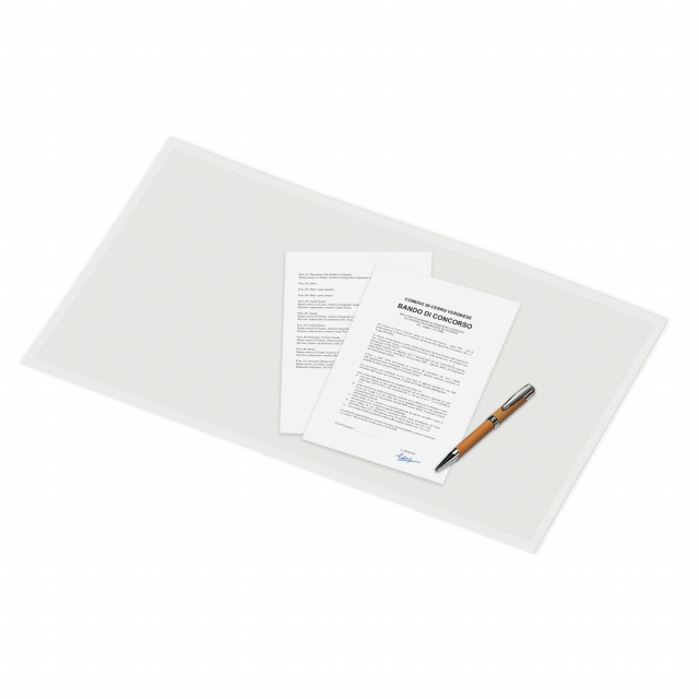 Garantisce un ottimo comfort di scrittura e protegge i tuoi documenti che restano sempre ben visibili sulla scrivania. Dimensioni 40x60cm.