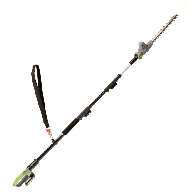 Il tagliasiepe telescopico a batteria Li-ion permette di potare arbusti, cespugli, piante ornamentali e siepi, anche quelli che arrivano alle altezze più considerevoli. Consente inoltre di tenerne sotto controllo la forma. E' fornito con una batteria da 2