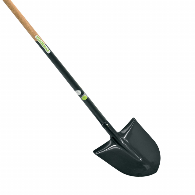 Attrezzi con manico in legno di faggio 140cm certificato FSC e badile (29x28cm) in acciaio verniciato con polveri epossidiche. Sono robusti, con garanzia di lunga durata nel tempo. Ideali per la lavorazione del terreno, in agricoltura, nell’orto e nel gia