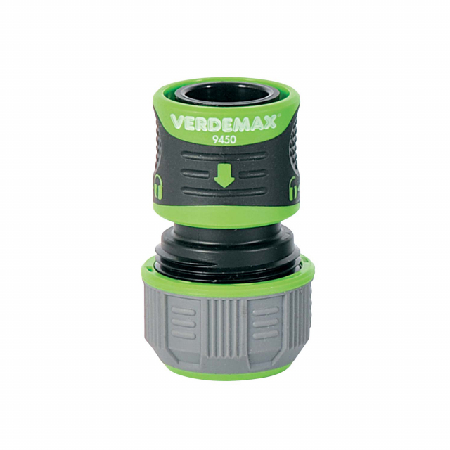 Raccordi portagomma universali per l’utilizzo con tre misure di tubi: Ø 1/2” - 5/8” - 3/4” . Un morbido rivestimento in gomma avvolge i raccordi, per una perfetta aderenza con le dita. Dotati di chiusura di sicurezza. Resistenti agli urti, ai raggi U.V.,