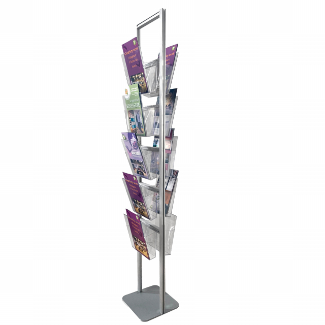 Espositore porta depliant. Montanti in alluminio e tasca Vision molto contenitiva formato A4 comodo.
La struttura viene spedita già montata solo da fissare. Finiture: bianco e silver. H160 cm - base cm30x30.