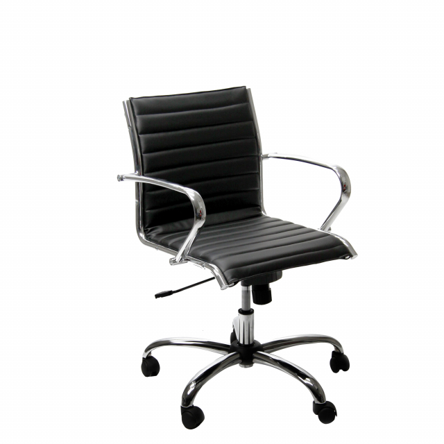 Poltrona con rete portante rivestita in pelle e trapuntata. Schienale medio e base in acciaio. Meccanismo oscillante con fulcro avanzato. Braccioli in acciaio cromato e elevazione a gas.