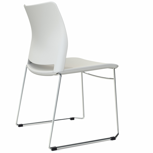 Seduta attesa multiuso scocca ppl altamente impilabile. Struttura realizzata in filo di acciaio cromato diam. 11 mm.