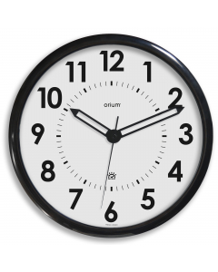 Orologio con grandi cifre nere su quadrante bianco (visibilità a 30m). Cambio dell’ora legale automatico grazie ad un programma interno all’orologio. Struttura in ABS con protezione in vetro.