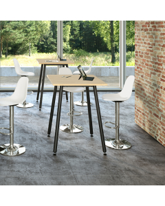 Linea di arredo operativo dal design innovativo e dinamico caratterizzata dalle gambe in metallo cilindriche inclinate delle scrivanie e dei tavoli rotondi. Robusti piani in melaminico sp. 22 mm con bordo antishock resistente agli urti in ABS 3 mm. Gambe 