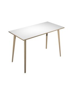 Linea di arredo operativo dal design confortevole ed essenziale caratterizzata dalle preziose gambe in LEGNO MASSELLO inclinate delle scrivanie e dei tavoli rotondi. Robusti piani in melaminico sp. 22 mm con bordo antishock resistente agli urti in ABS 3 m