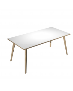 Linea di arredo operativo dal design confortevole ed essenziale caratterizzata dalle preziose gambe in LEGNO MASSELLO inclinate delle scrivanie e dei tavoli rotondi. Robusti piani in melaminico sp. 22 mm con bordo antishock resistente agli urti in ABS 2mm