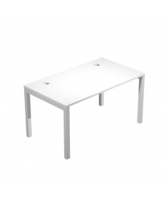 Scrivania per postazione singola dimensioni: L140 x P80 x H72,5cm. Le scrivanie per postazione singola o multipla, sono in bilaminato nobilitato melaminico conforme alle norme UNI e EN classe E1, antigraffio ed antiriflesso, hanno sp. 25 mm con bordo sp. 