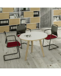 Linea di arredo operativo dal design confortevole ed essenziale caratterizzata dalle preziose gambe in LEGNO MASSELLO inclinate delle scrivanie e dei tavoli rotondi. Robusti piani in melaminico sp. 22 mm con bordo antishock resistente agli urti in ABS 3 m
